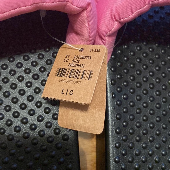 SALE NWT Victoria Secret Pink size L, Pink Soft Cushion Wide Strap SLIDES SHOES - Picture 3 of 8